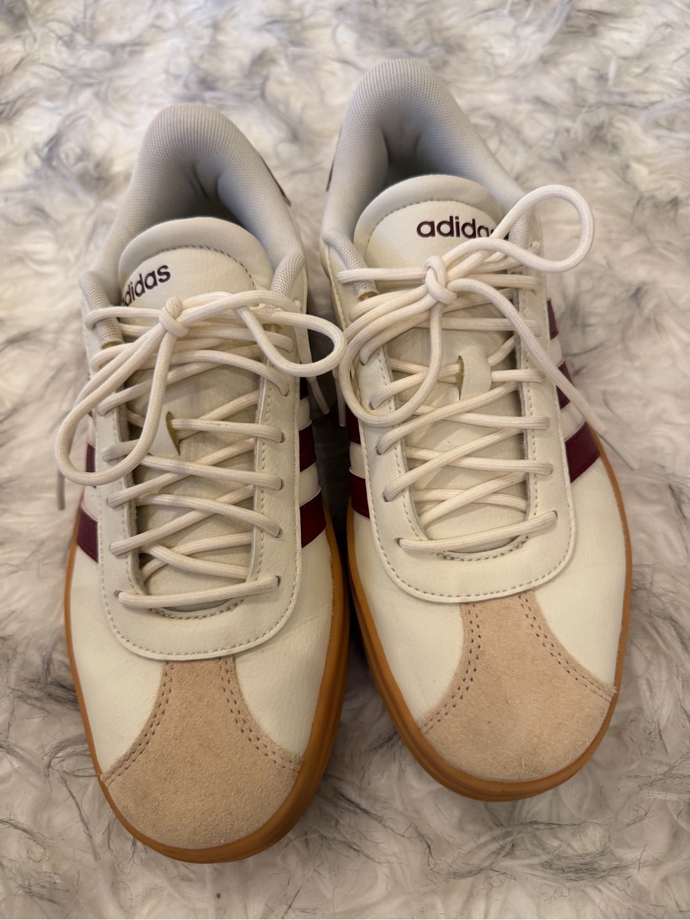 Adidas women’s Cream & Maroon Classic Trainer